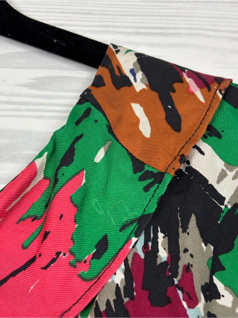 J. Crew silk brushstroke print ruffle neck sleeveless blouse size 8P - Picture 3 of 9